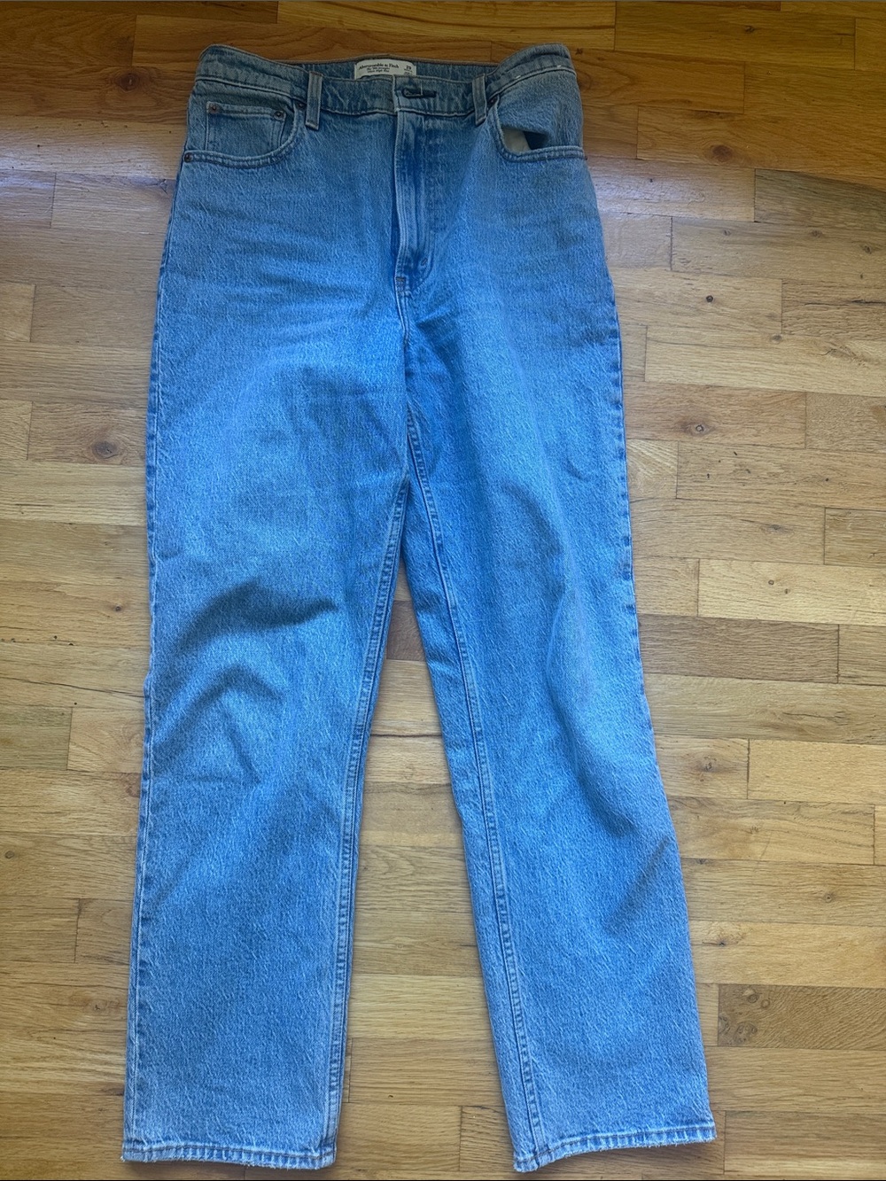 Abercrombie & Fitch the 90s straight ultra high rise size 29
